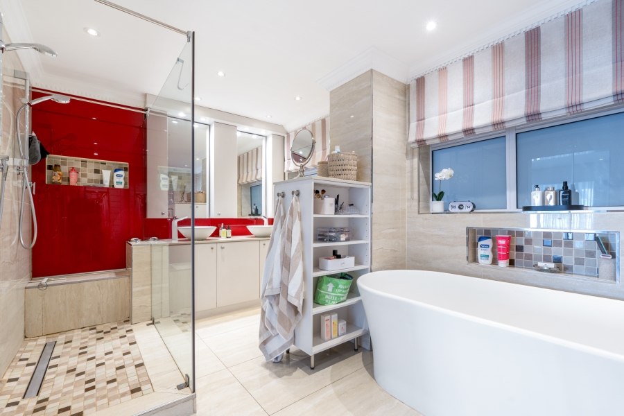 To Let 3 Bedroom Property for Rent in Mouille Point Western Cape